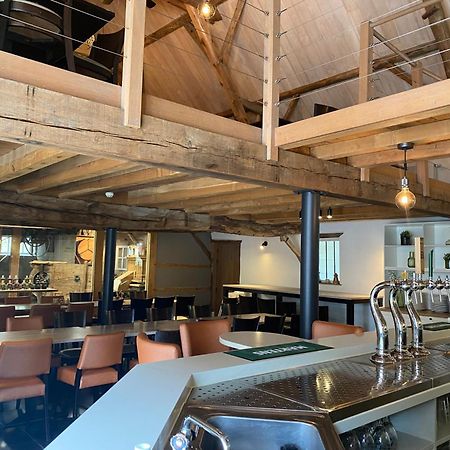 Hotel Landgoed De Hoogmolen Opglabbeek Esterno foto